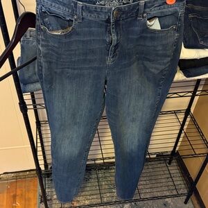 American Eagle Outfitters Women's Dark Blue Skinny Jeans